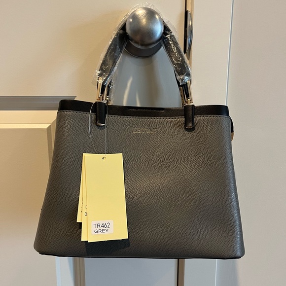 NWT : Gray/Black handbag - Picture 3 of 13
